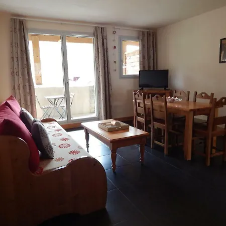 Apartament Cheveche Germ